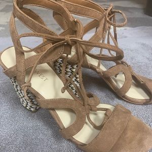 Nine West heals